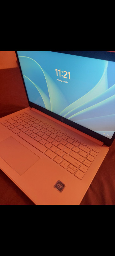 14 Inch HP Laptop 