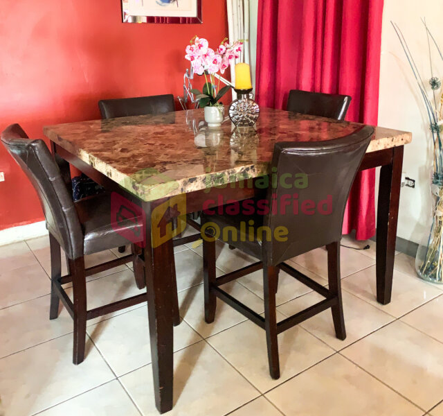 Dining Room Table With 4 Chairs