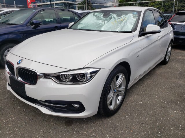 2016 BMW 320i