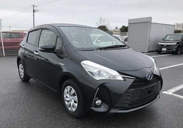 2019 TOYOTA VITZ HYBRID