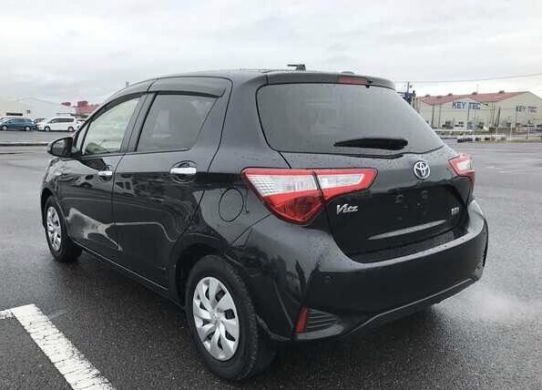 2019 TOYOTA VITZ HYBRID