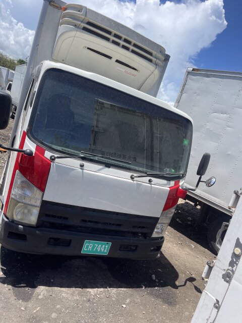 2008 Isuzu Box Truck