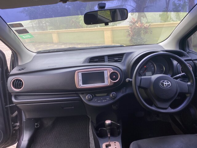 2013 Toyota Vitz 4 Cylinder