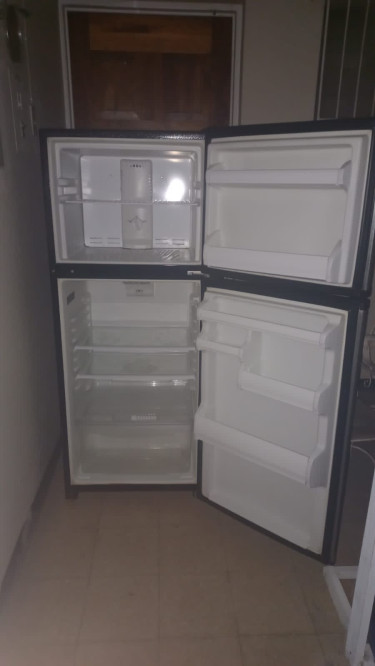 Whirlpool Refrigerator 