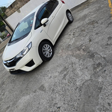 2016 Honda Fit Hybrid 