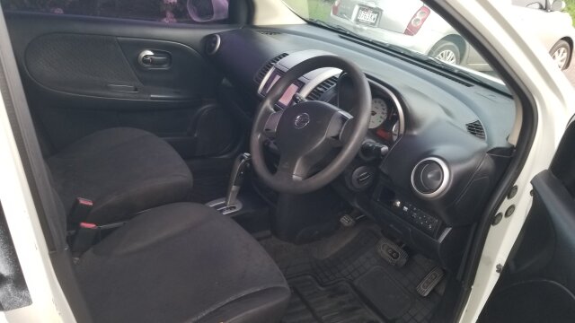 2003 Toyota Ist