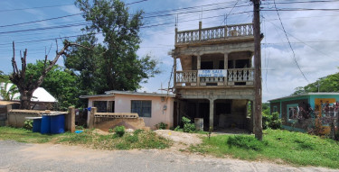 Three Storey Unfinished 6 Bedroom House