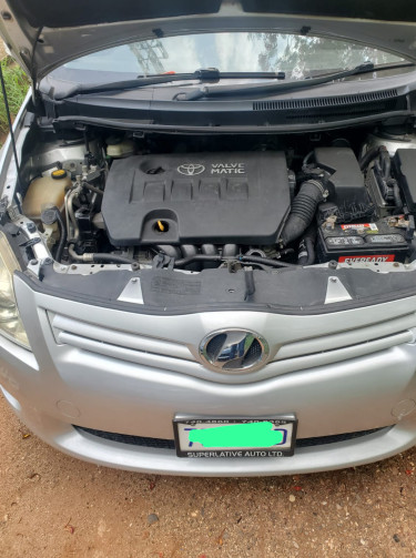 2010 TOYOTA AURIS