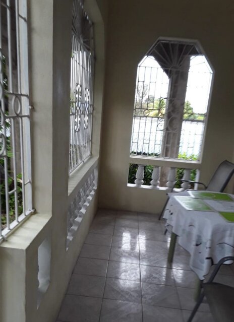 2 Bedroom 1 Bathroom Ocho Rios