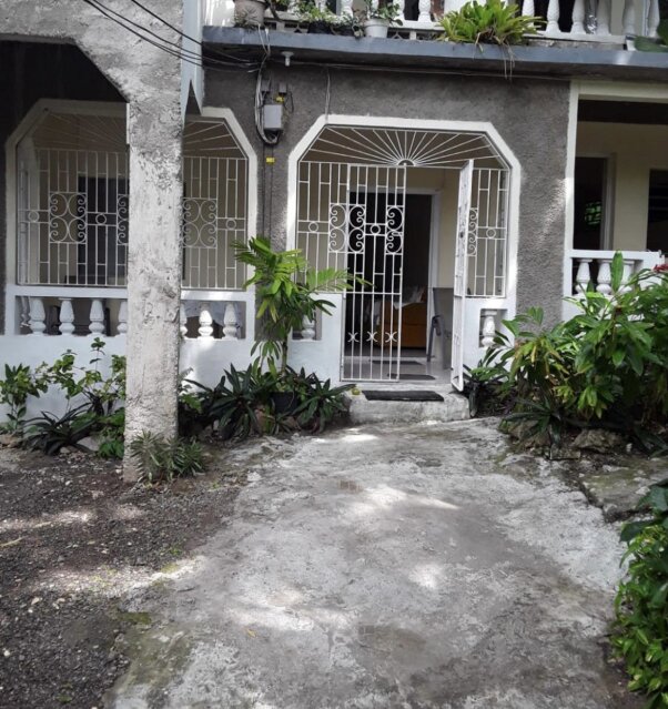 2 Bedroom 1 Bathroom Ocho Rios