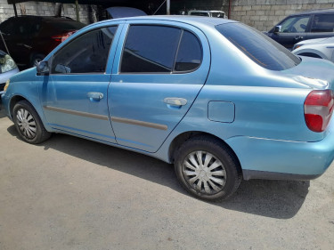 2002 TOYOTA PLATZ