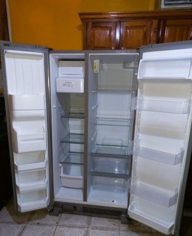 WHIRLPOOL 25 CU. FT. STAINLESS STEEL REFRIGERATOR