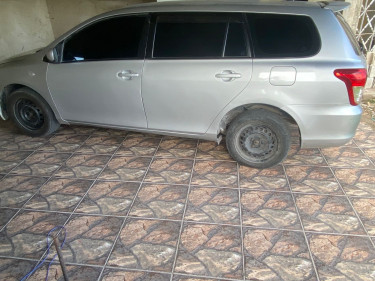 2011 Toyota Fielder 