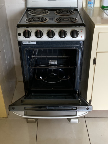 4 Burner Electric Stove - 20 Inch