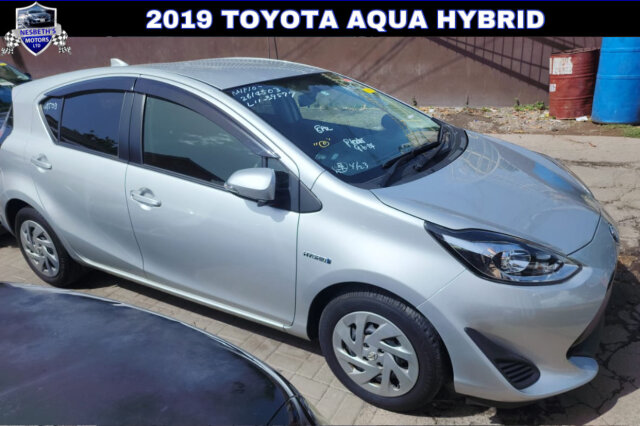 2019 TOYOTA AQUA HYBRID