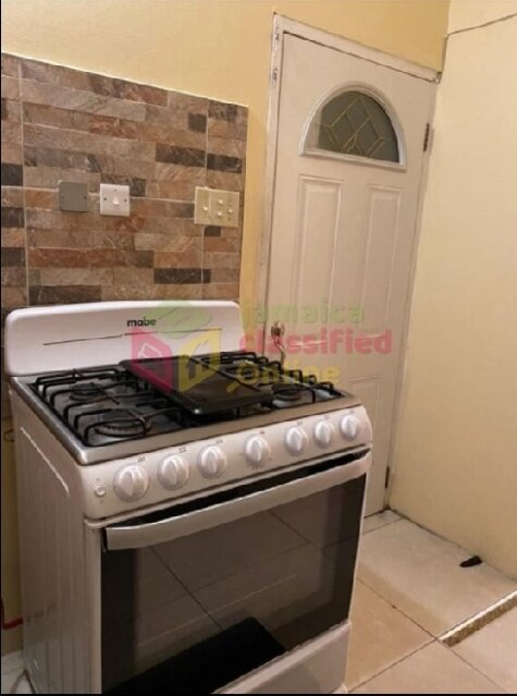 1 Bedroom, Own Bathroom, Shared Kitchen For Female