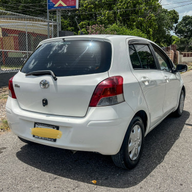 2009 Toyota Vitz