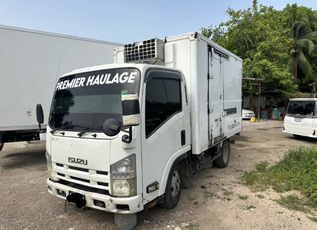 2009 Isuzu Elf