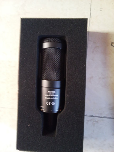 Audio-Technica AT2035 Cardioid Condenser Mic