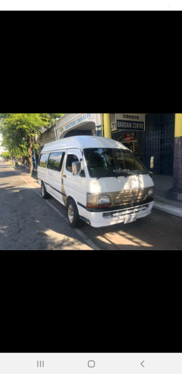 1999 Toyota Hiace 