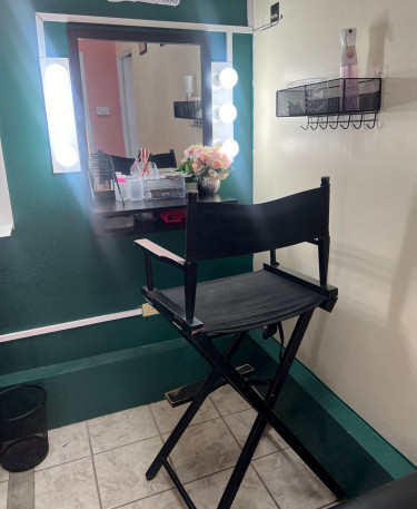 Makeup Booth For Rent