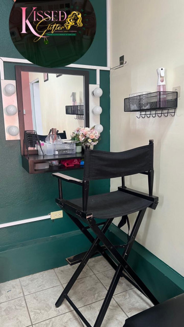 Makeup Booth For Rent