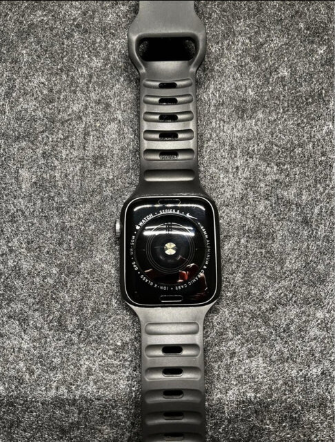 Apple Watch Series 8