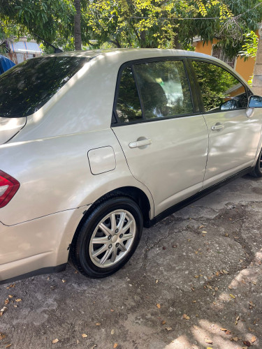 2007 Nissan Tiida