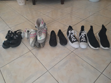 Girls Shoes Size 8