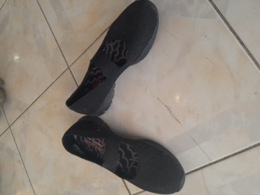 Girls Shoes Size 8