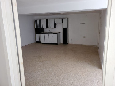 2 Bedroom Walk-out Lower Level Apartment