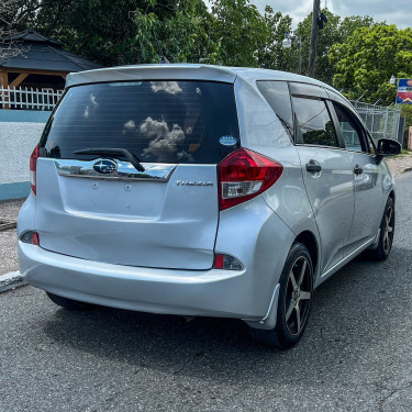 2014 Toyota Ractis