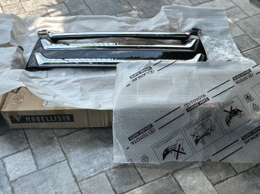 HIACE MODELLISTA GRILL  OEM