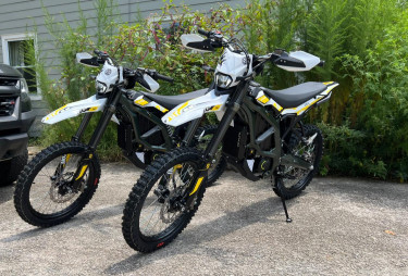 Sur Ron Ultra Bee Canada | Sur-Ron Electric Bikes 