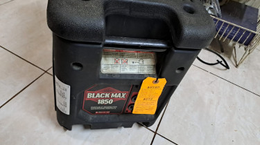 BlackMax 1850 Gas Generator Like New