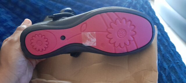 Brand New Size 3.5 Girls School Shoes