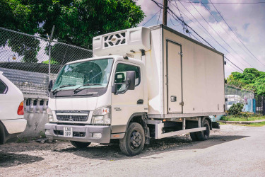 2011 Mitsubishi Fuso Refrigerator 7.5 Ton 