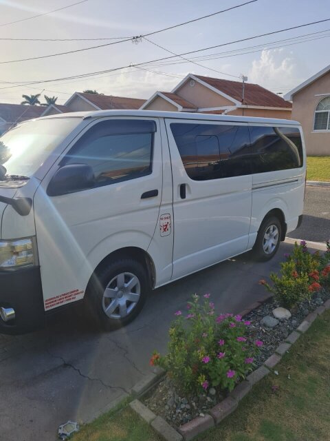 2017 Toyota Hiace