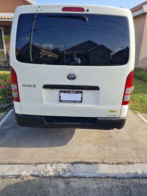 2017 Toyota Hiace