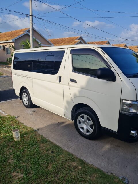 2017 Toyota Hiace