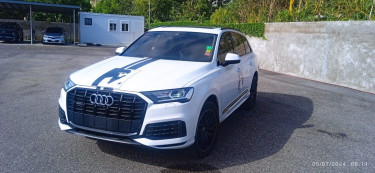 2023 AUDI Q7