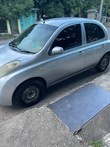 2005 Nissan March 