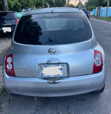 2005 Nissan March 