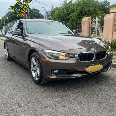 2014 BMW 328i/LHD