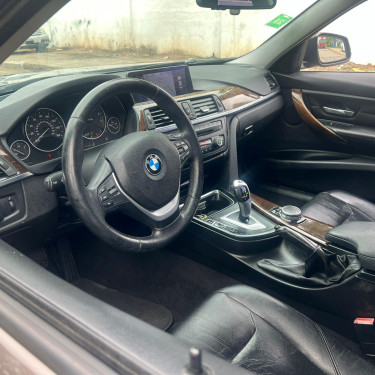 2014 BMW 328i/LHD