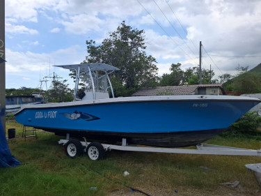 YELLOW TIP 27FT BOAT 