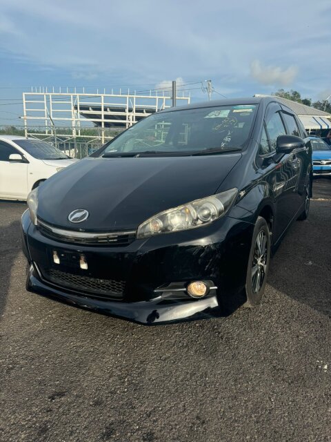 2015 TOYOTA WISH S ??