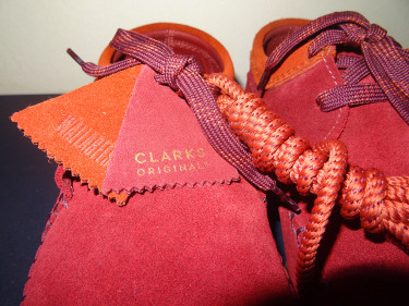 Original Clarks Wallabee Weaver Suede SIZE 9 (NEW)