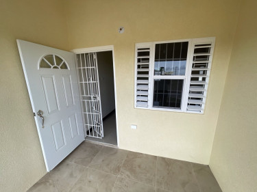 3 Bedroom 2Bathroom Colbeck Manor Rental