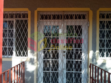Self-Contained 1 Bedrooms Unit Available Apartments Gordon Pen, Spanish Town